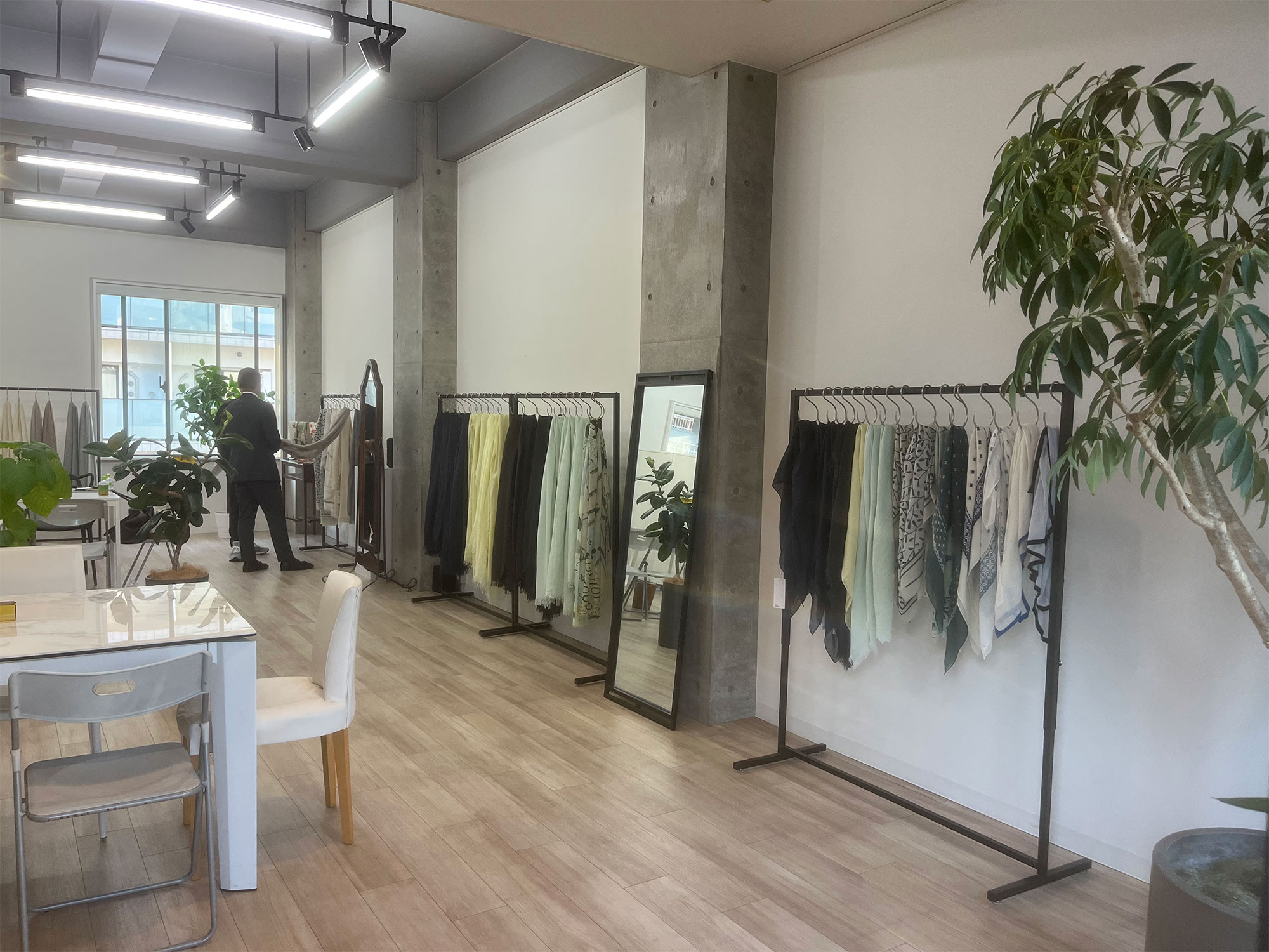 深喜毛織株式会社　2025年春夏展示会